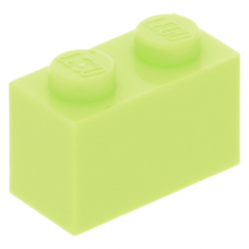 LEGO kocka 1x2, sárgás zöld (3004)